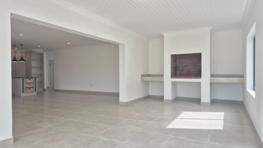 3 Bedroom Property for Sale in Stilbaai Wes Western Cape